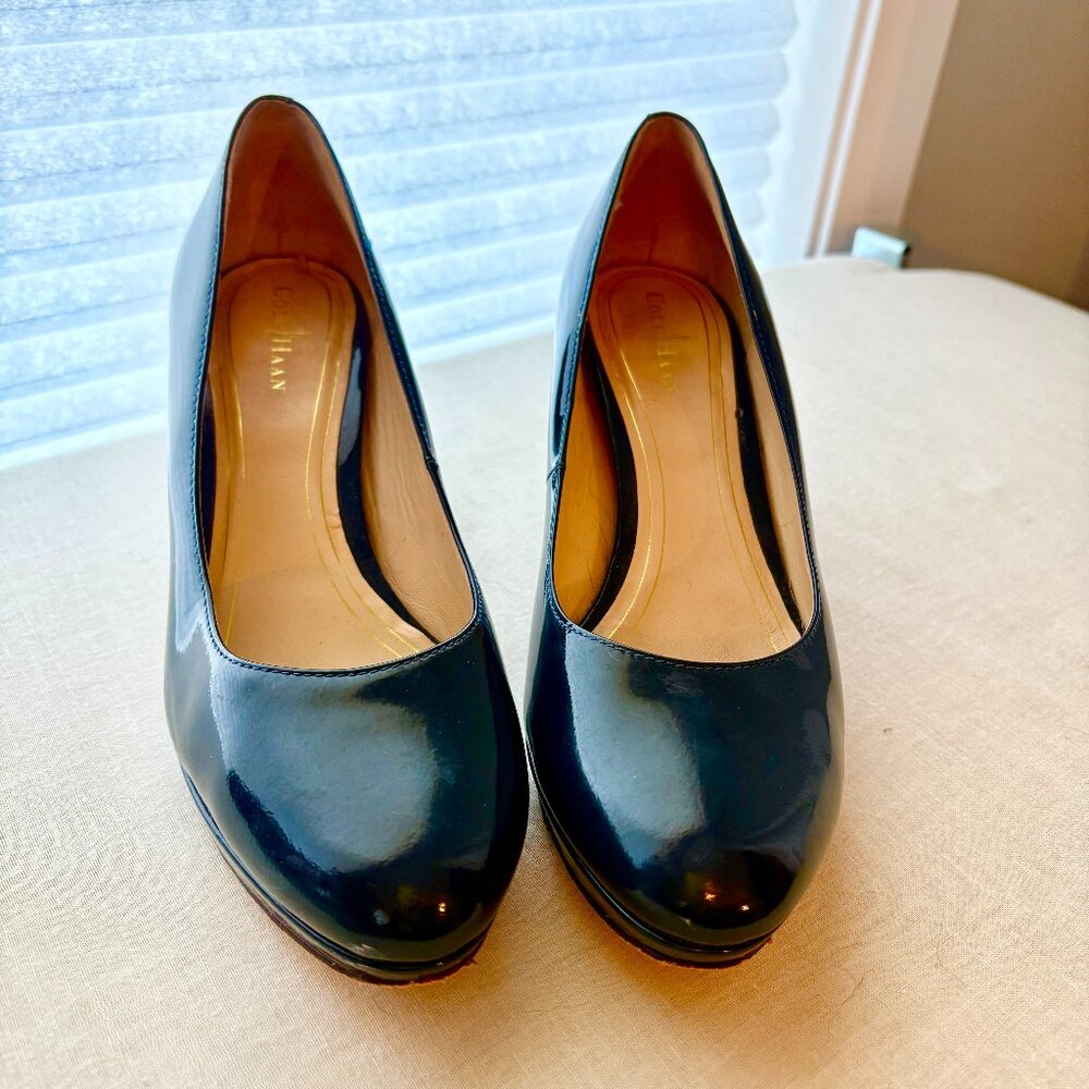 Navy Blue Cole Haan Nike Air Pumps